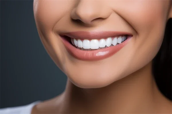 饶平种植牙：专业牙科诊所提供的种植牙服务