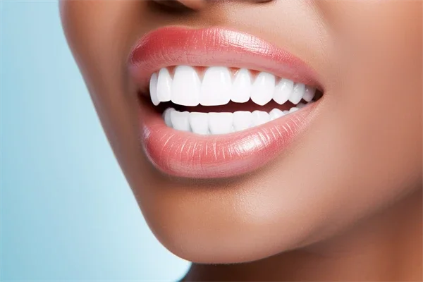乌鲁木齐种植牙手术：专业牙科医生为您提供高质量的种植牙服务