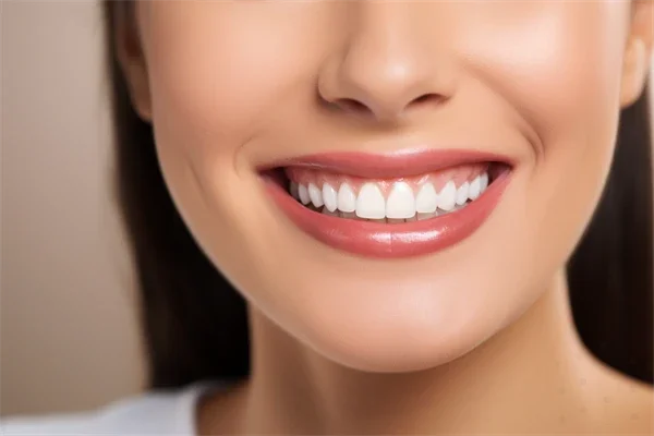 乌鲁木齐种植牙手术：专业牙科医生为您提供高质量的种植牙服务